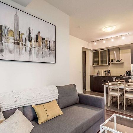 Aoc Suites - Two Bedroom Condo - City/Cn Tower View Toronto Luaran gambar